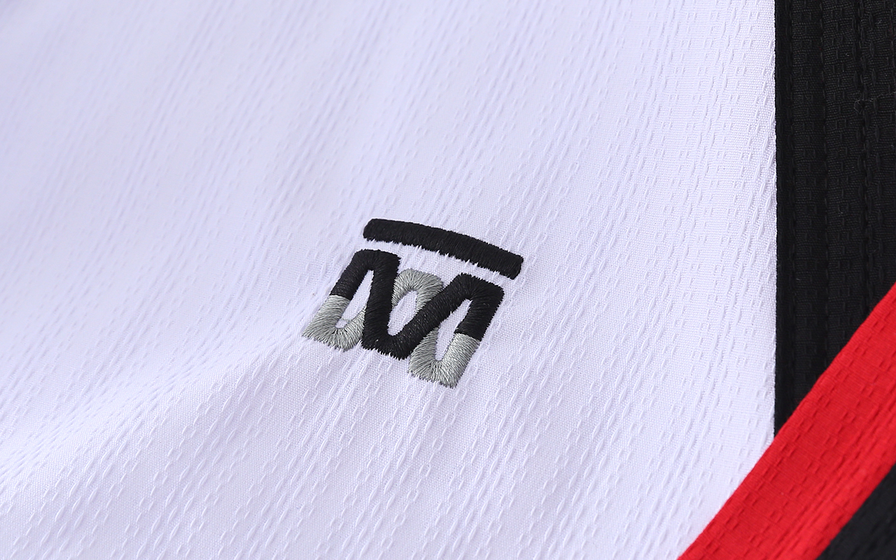 DOBOK-POOMSAE-POOM-MUJER-(MW-009)_03.jpg