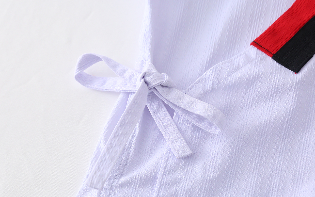 DOBOK-POOMSAE-POOM-HOMBRE-(MW-008)_05.jpg