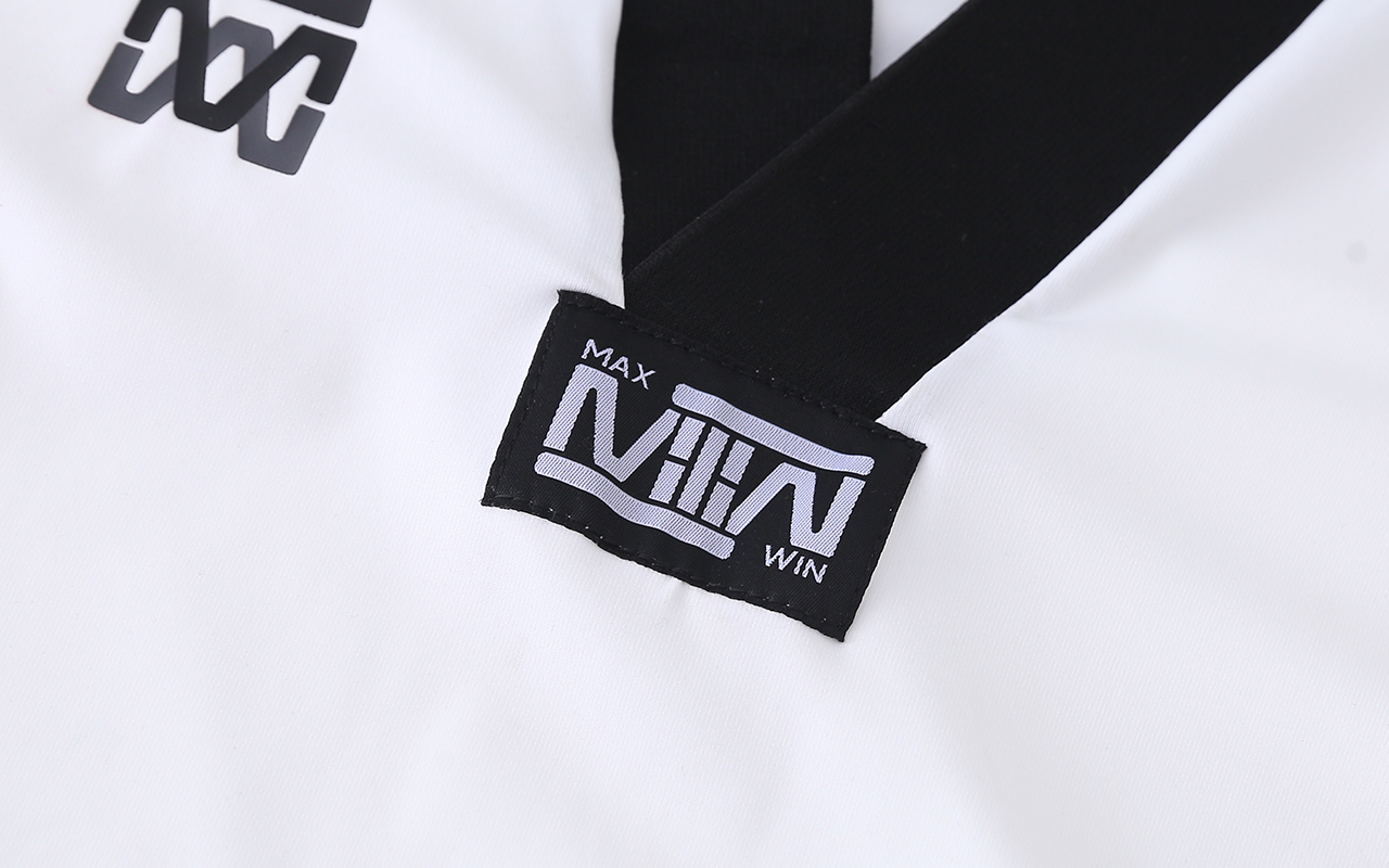 DOBOK-OLÍMPICO-MUJER-(MW-28-2)_06.jpg