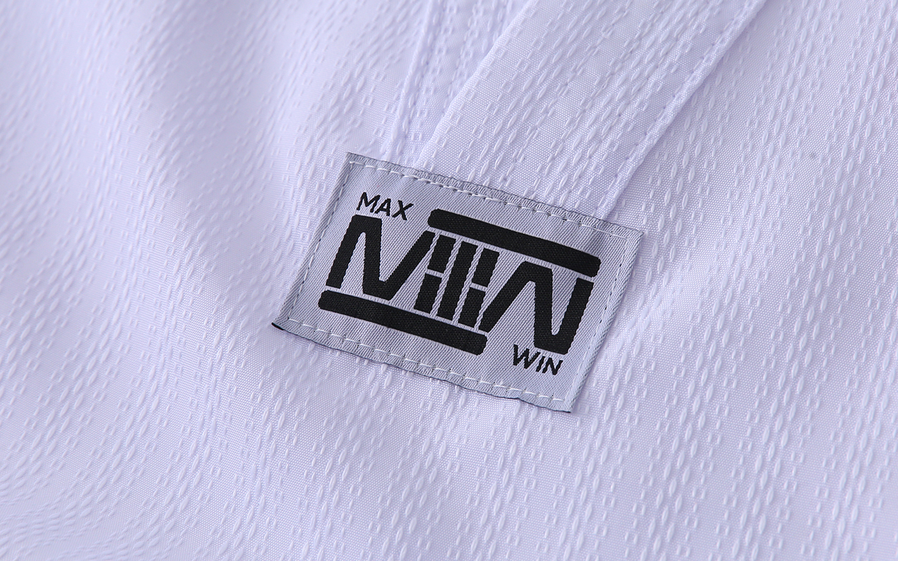 DOBOK-TODO-BLANCO_05.jpg